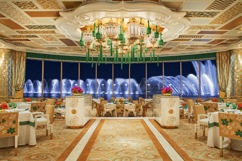 Contact and restaurant table reservations